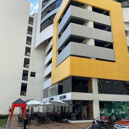 Puerto Santa Ana, Torres Bellini, 2 Dormitorios, Parqueo Гуаякиль Экстерьер фото